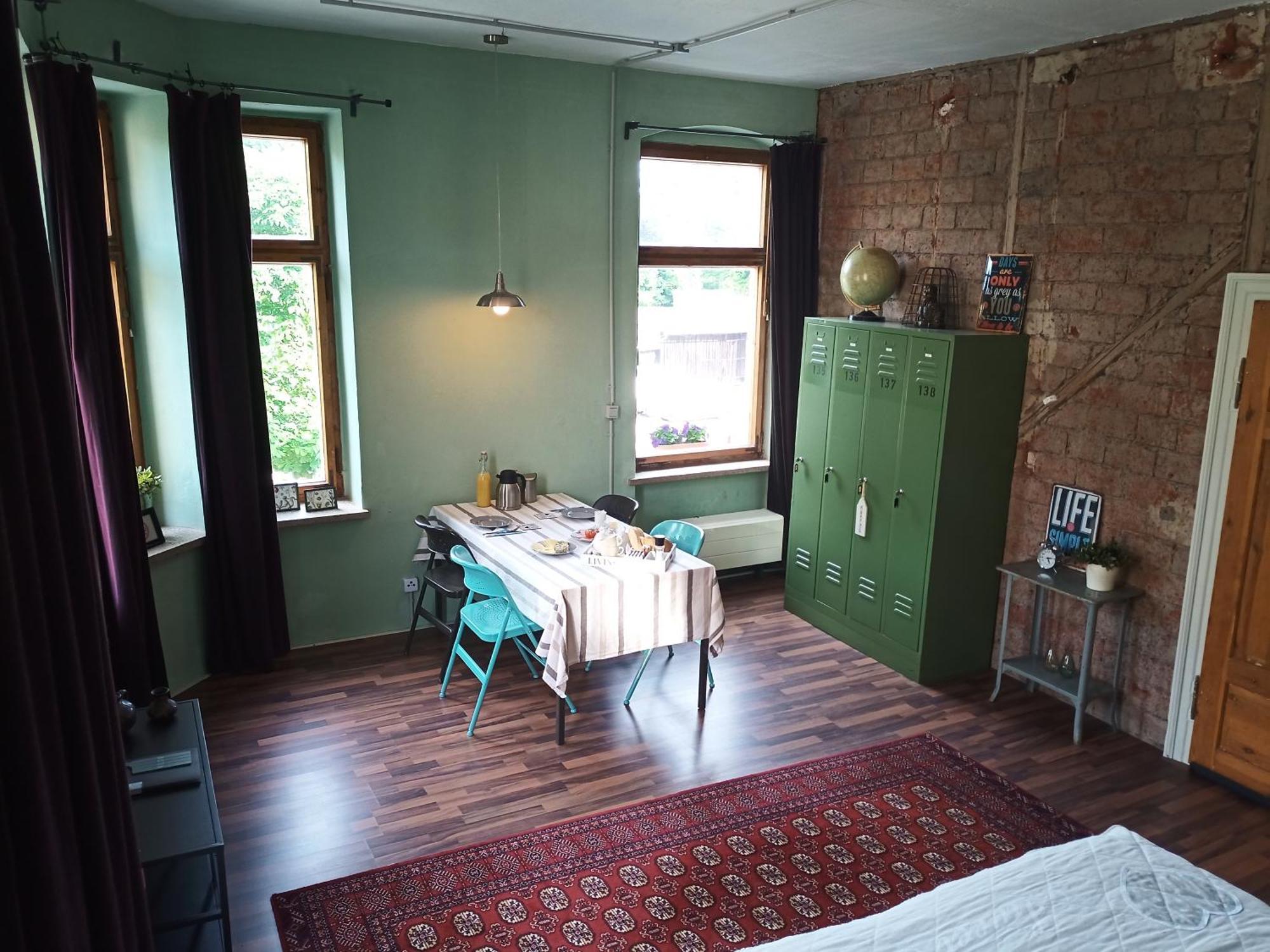 Zur Friedrichsruh Bed & Breakfast Oelsnitz  Exterior foto